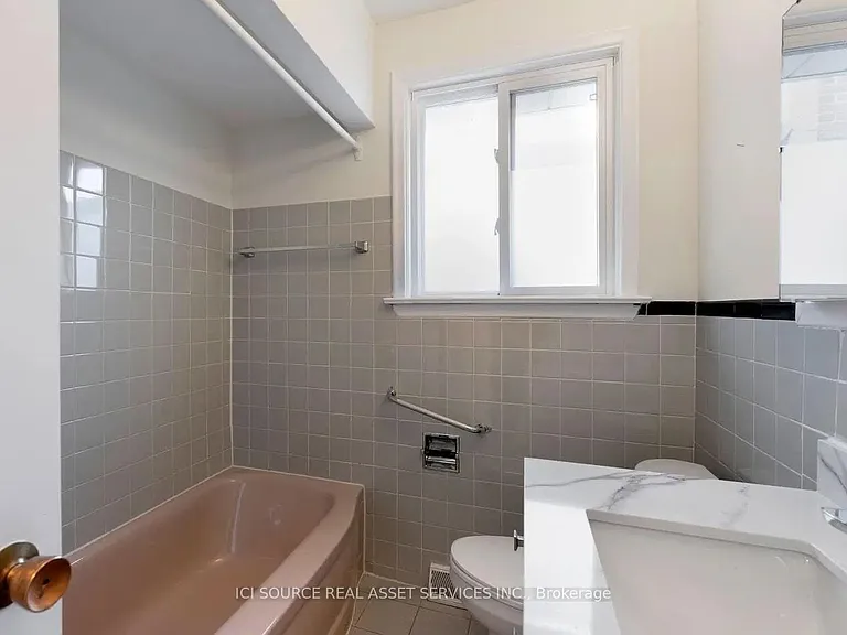 4 Dempster St #MAIN FL — Photo 9