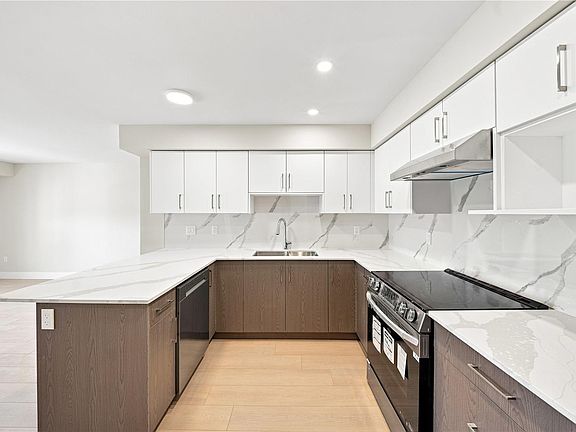 4th image of 171 Jensen Ave W #308