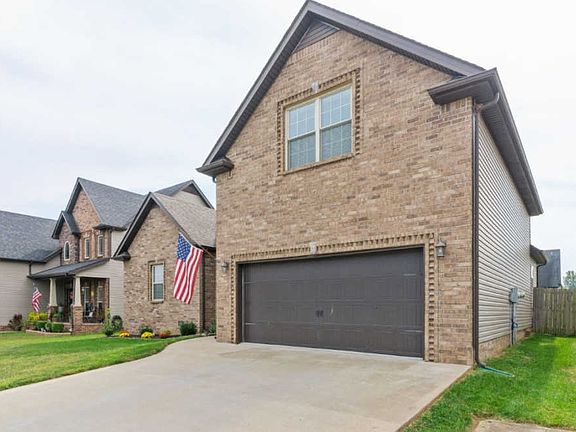 2nd image of 1821 Apache Way