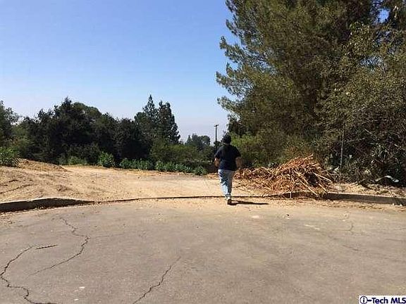 3rd image of 0 La Forest Dr