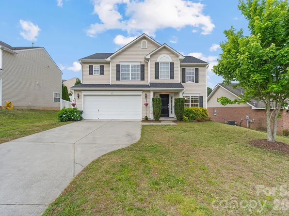 415 Courtland Ct, Kannapolis, NC 28081