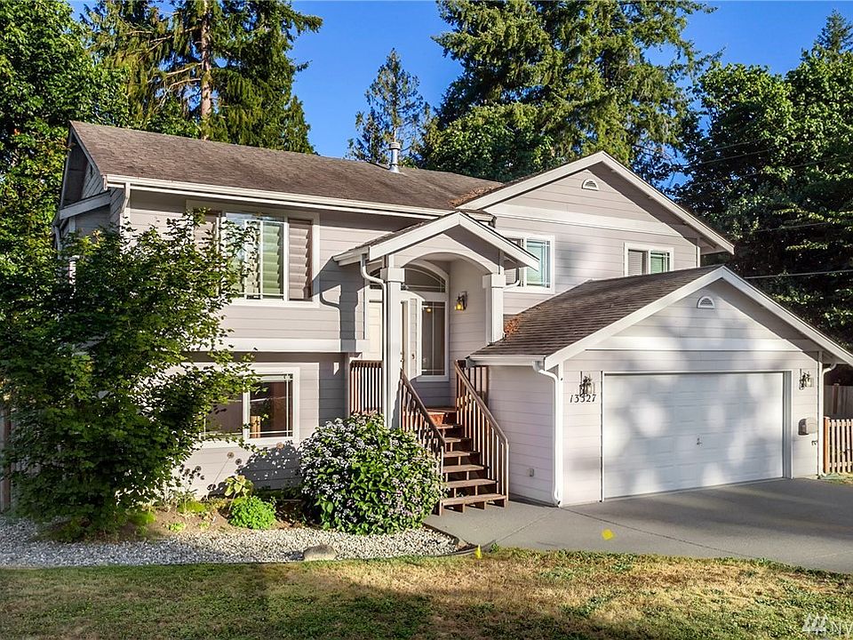 1st image of 13327 Robinhood Ln