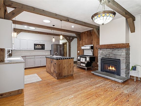 5th image of 1474 Trumansburg Rd