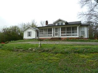 409 Spring St, Clinton, TN 37716