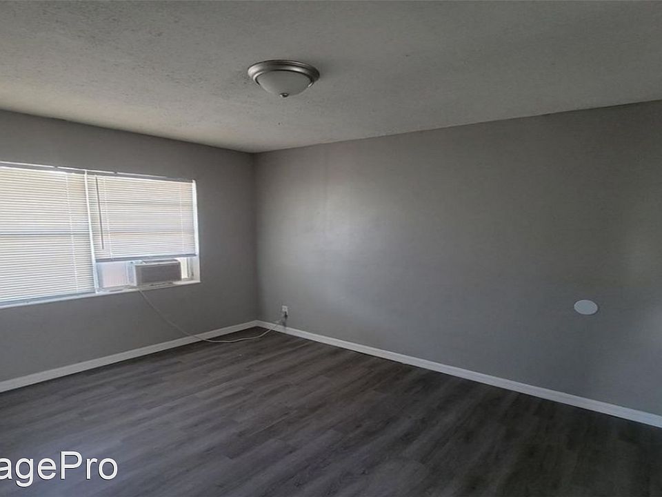 1st image of 674 22nd Ave S Unit 9