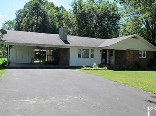 105 Park Ave, Eddyville, KY 42038