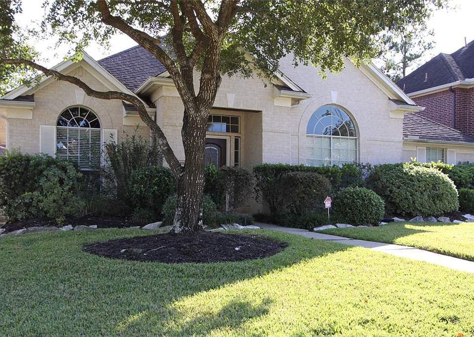 1st image of 17310 Ginger Fields Ln