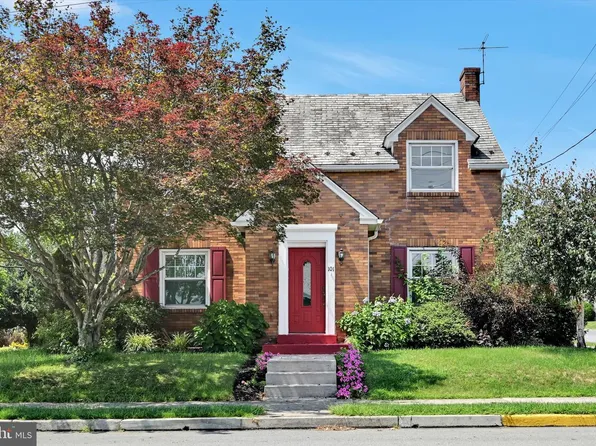 101 S Wilson St, Cleona, PA 17042