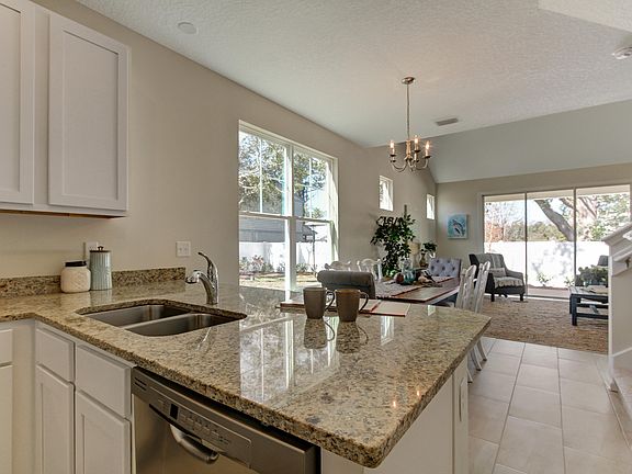 3rd image of 36 Moultrie Creek Cir
