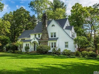 99 McCouns Ln, Glen Head, NY, 11545