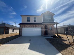 12048 SW 36th St, Mustang, OK 73064