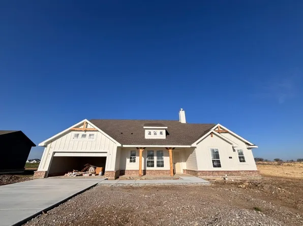 141 Moss Glen Ln, Rhome, TX 76078