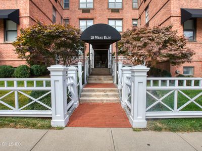 25 W Elm St APT 36, Greenwich, CT, 06830
