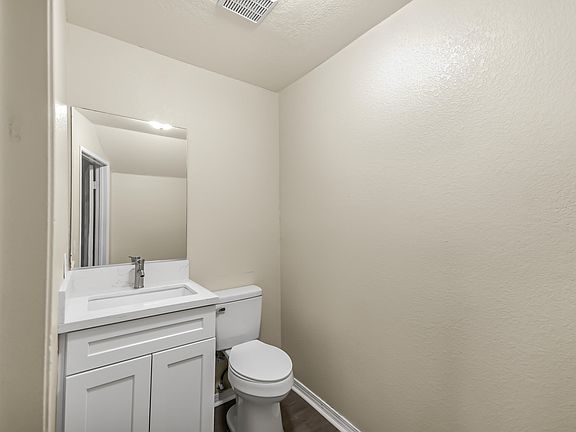 4th image of 2320 E Avenue Q4 Unit 27