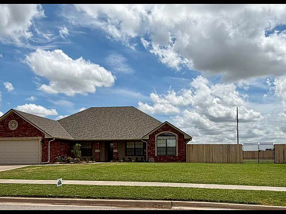 2nd image of 8314 SW Castlestone