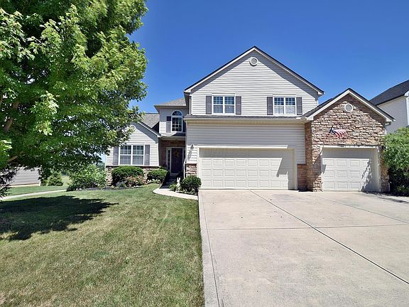 3rd image of 10095 Corona Ln