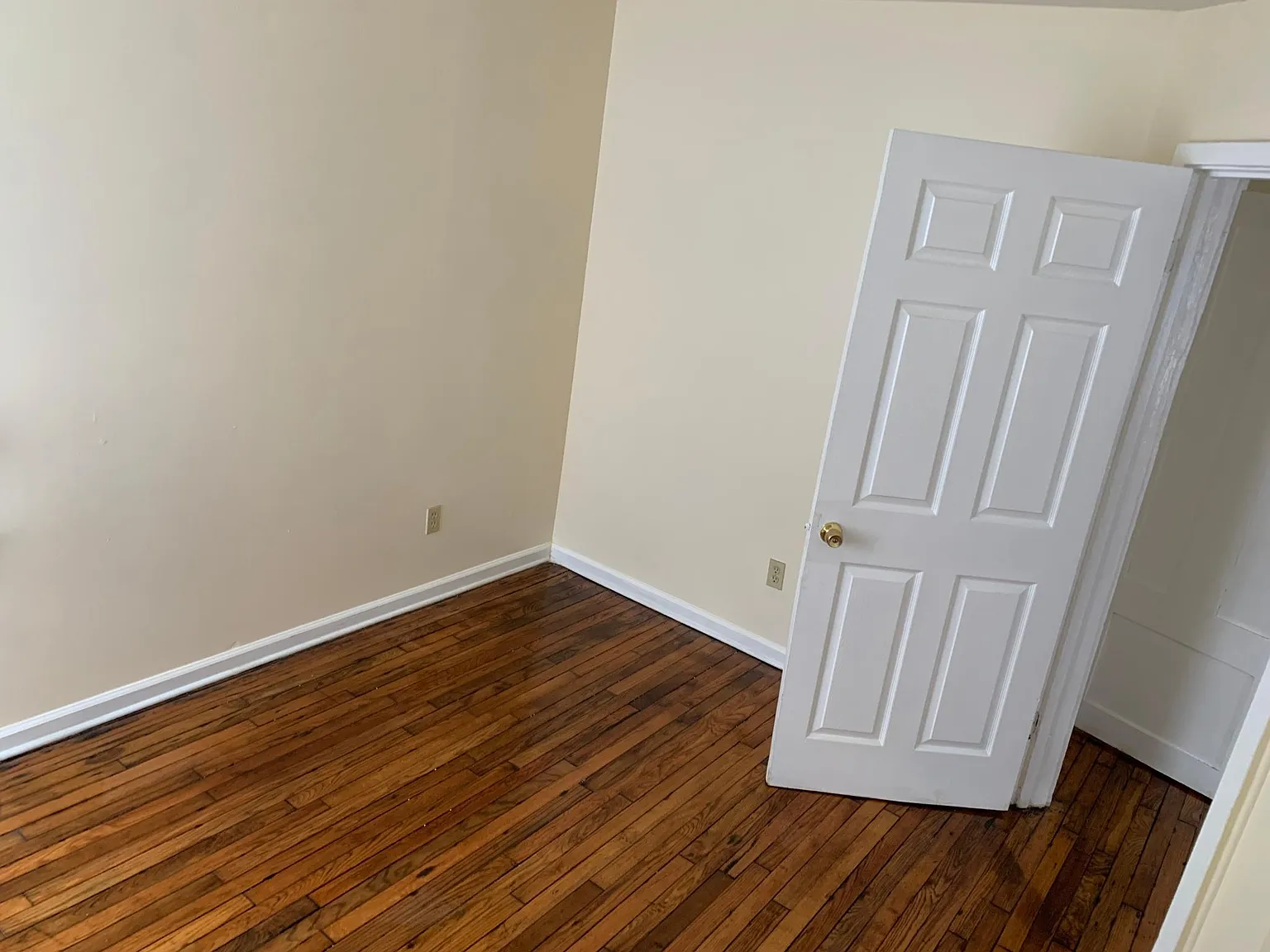 3 bed, 1195 sqft, $1,295 — Photo 4
