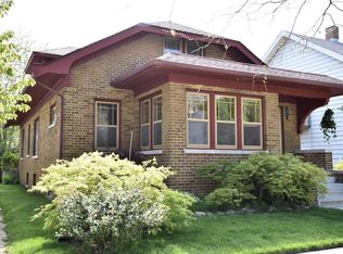 1247 Cleveland Ave, Racine, WI 53405