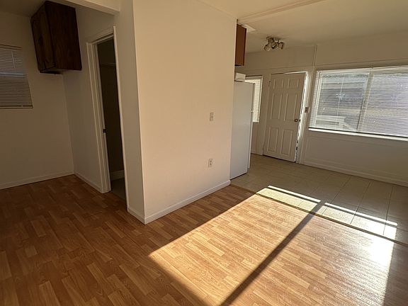 5th image of 236 Sunnyside Dr