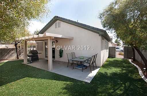5th image of 9672 Fox Forest Ave