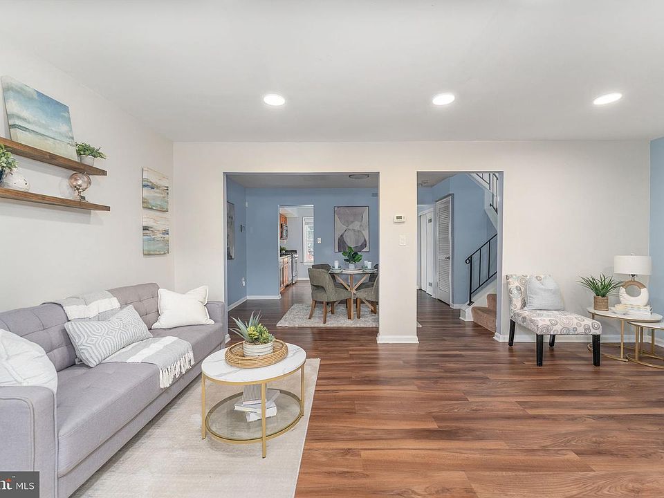 1st image of 4748 S Park Ct