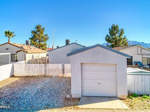 3rd image of 761 SUNSET VISTA Drive