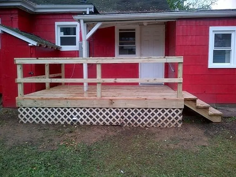800 N Lincoln St — Photo 14