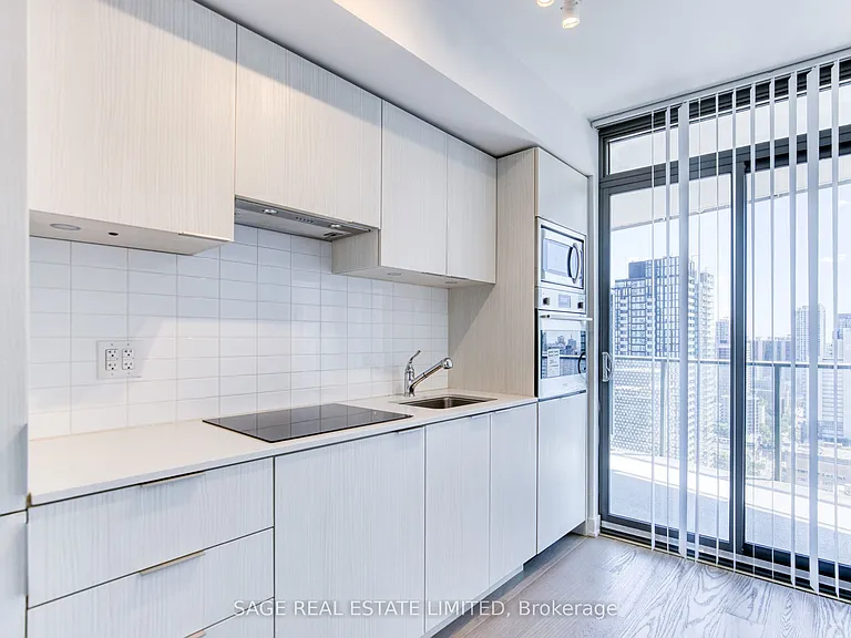 11 Wellesley St W #2613 — Photo 20