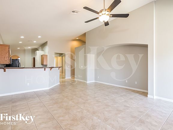 4th image of 254 Chamomile Dr