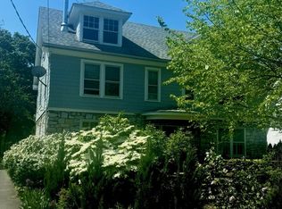 85 Glenwood Blvd, Hudson, NY 12534