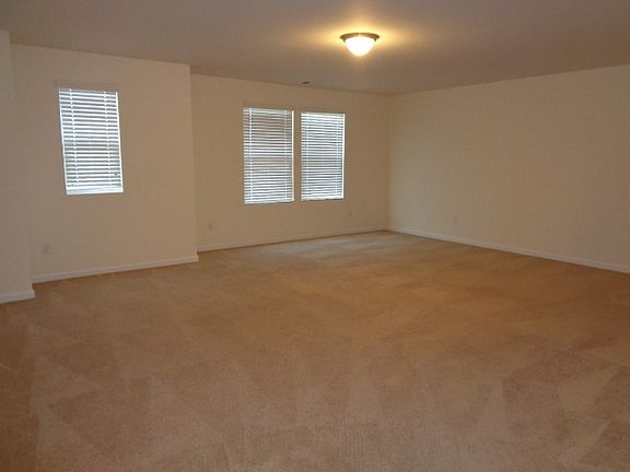 3rd image of 411 Dunnwood Ct Mount Juliet