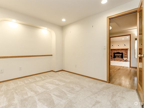 5th image of 4519 66th Avenue W