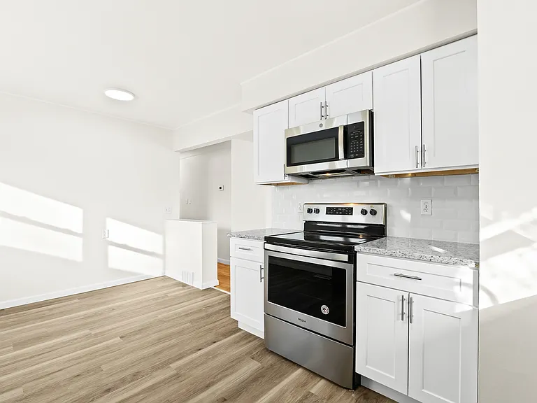 18405 Gillman St — Photo 8