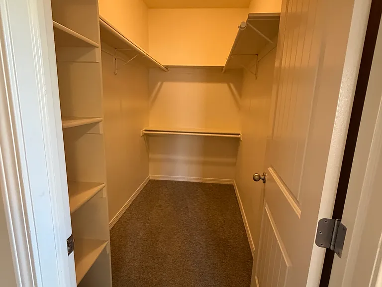 1460 N 400 W — Photo 17