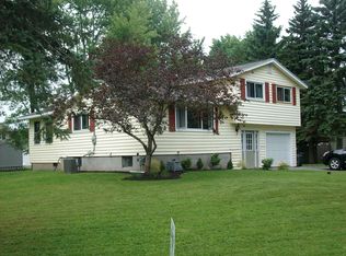 8564 Belnor Dr, Cicero, NY 13039