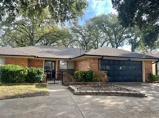 1504 Skyview Dr, Irving, TX 75060