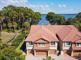 1555 Hillside Landing Dr, Tarpon Springs, FL 34688
