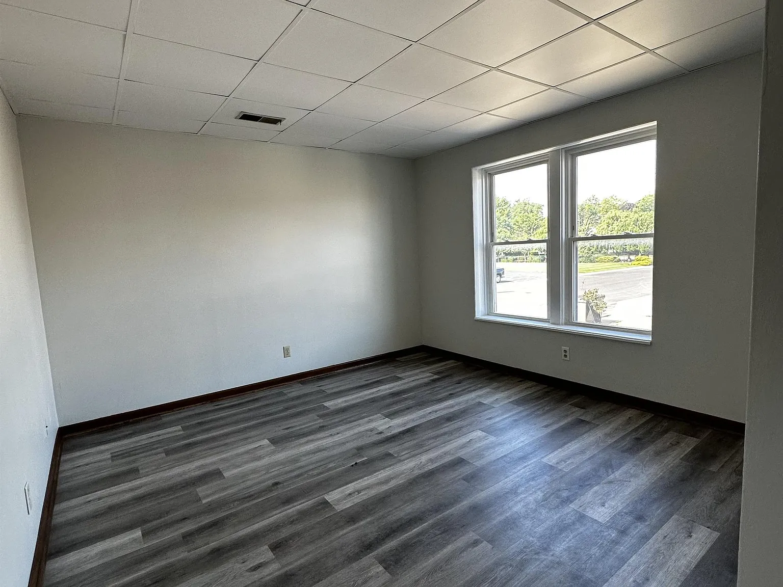 525 East Pine Street - 3 — Photo 4