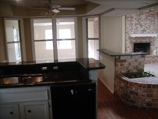 3rd image of 1126 BIRCH HILL DR