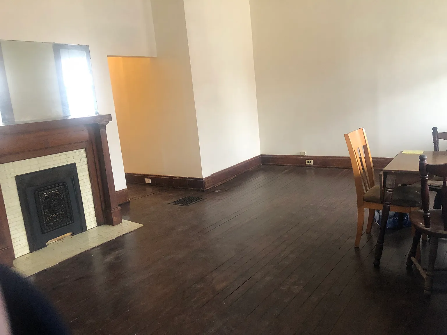 1711 Holman Ave — Photo 2