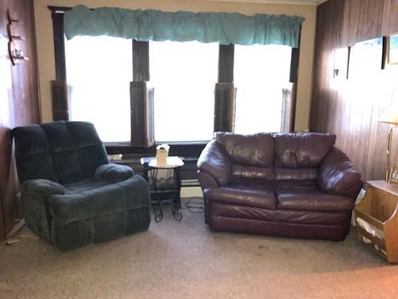5th image of 156-158 Sanborn St