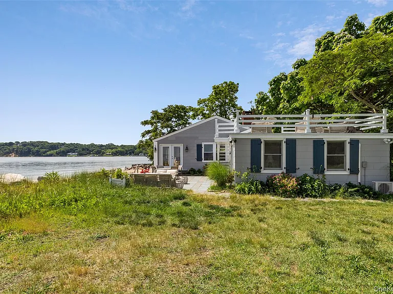 335 Centre Island Rd — Photo 21