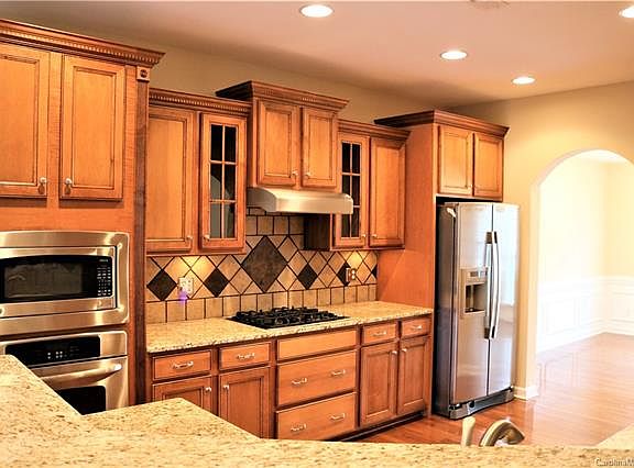 4th image of 9555 Spurwig Ct