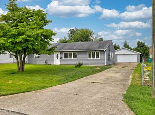 9702 Anita Blvd, Louisville, KY 40272