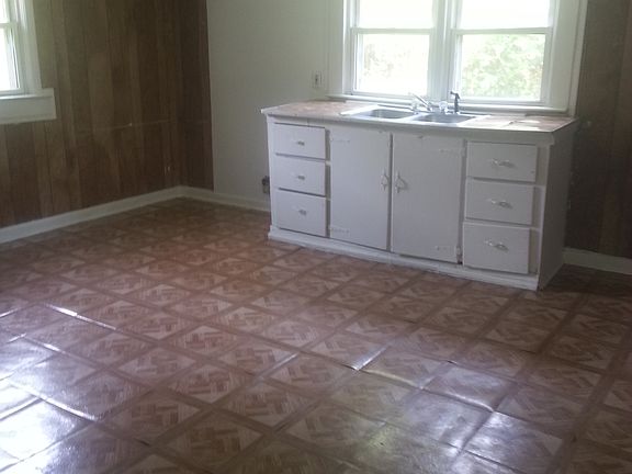 5th image of 2398 Rogers Ave