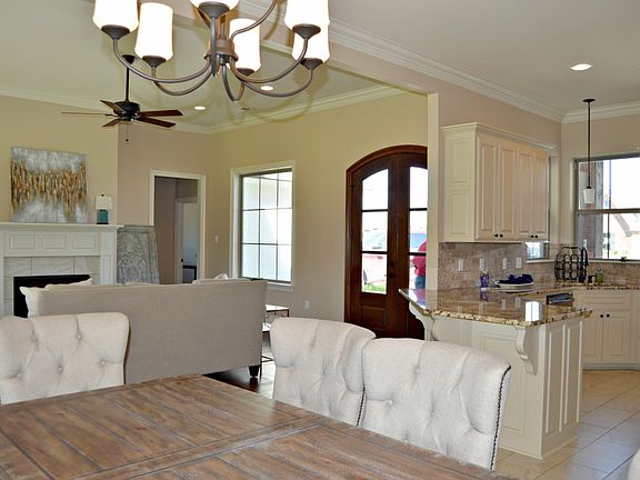 4th image of 7238 Bessie Dr