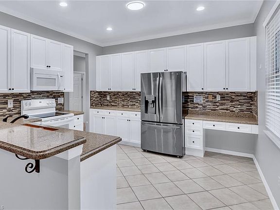 4th image of 11239 Lakeland CIR
