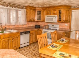 37 Gerald St, Springfield, MA 01109