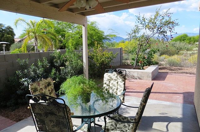 Paver Patio with Bench Seats