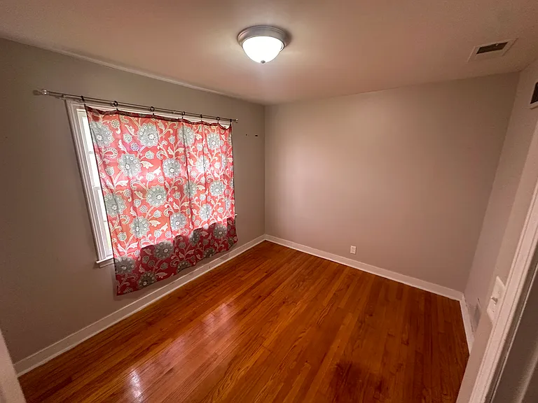 32 Charjean Dr — Photo 8